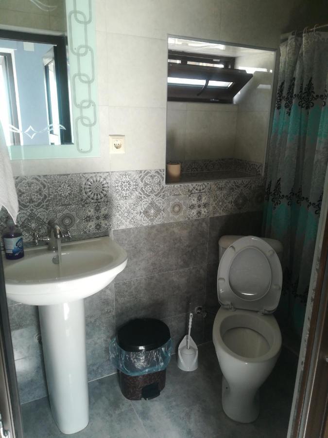 Guest House Lela Rezo คัซเบกี ภายนอก รูปภาพ